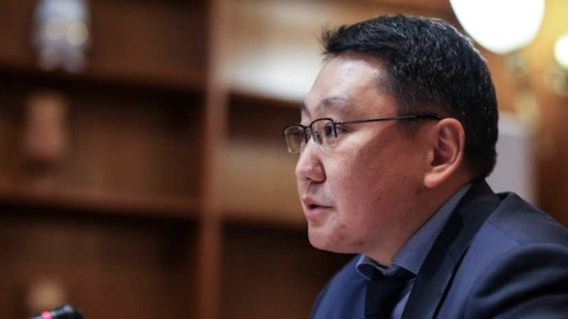    Администрация главы Республики Саха (Якутия) и правительства Республики Саха (Якутия)