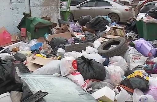     Огромная мусорная свалка разрослась в Железнодорожном районе Красноярска