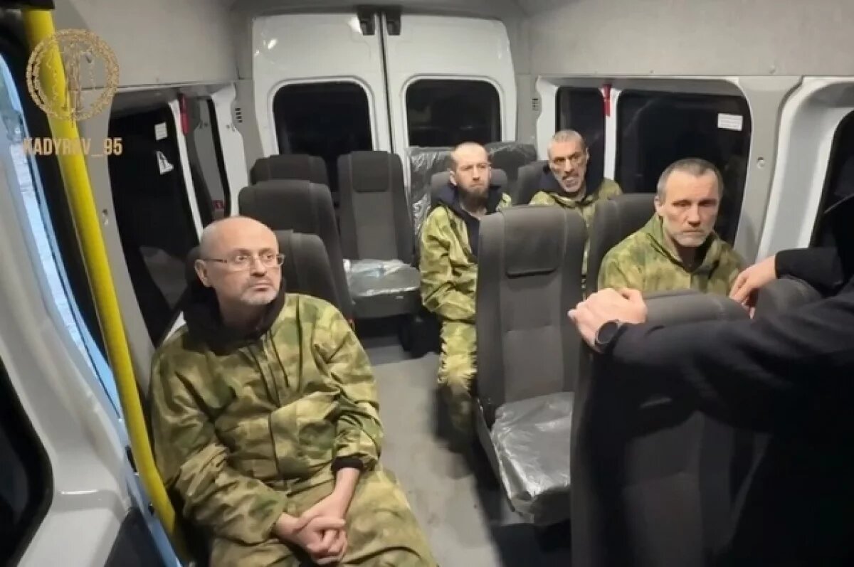    Боец СВО из Чечни вынес из боя украинского пленного и прошёл с ним 12 км