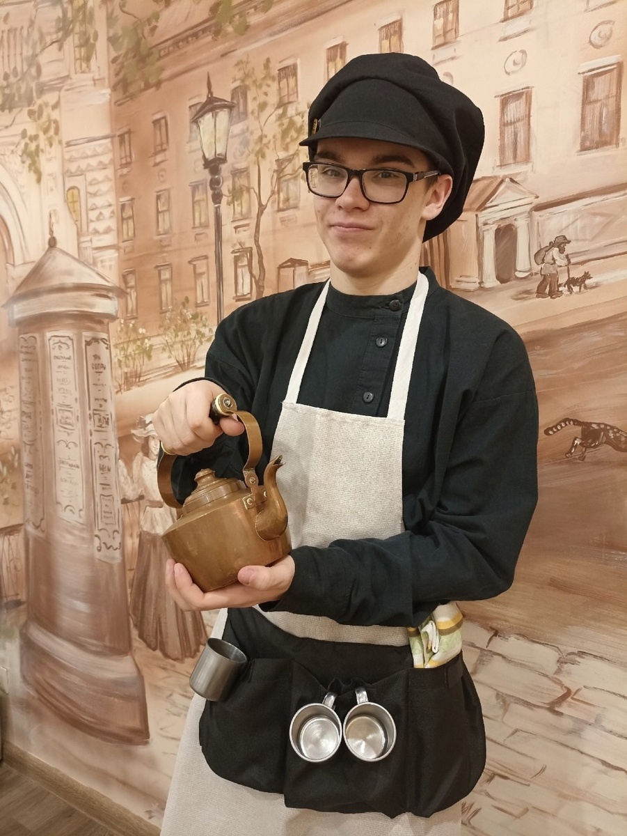 Когда-то профессия сбитенщика была очень популярна в России