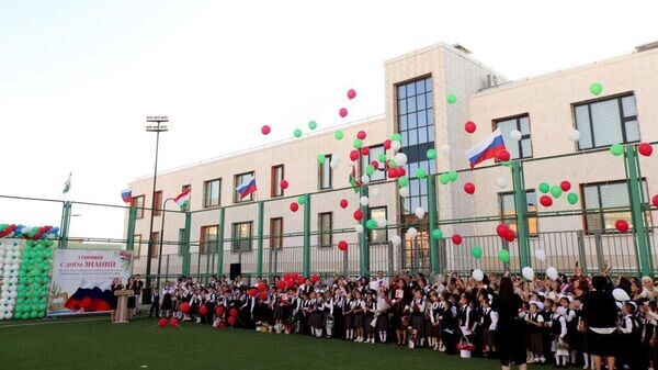    © Foto / Русский дом в Таджикистане