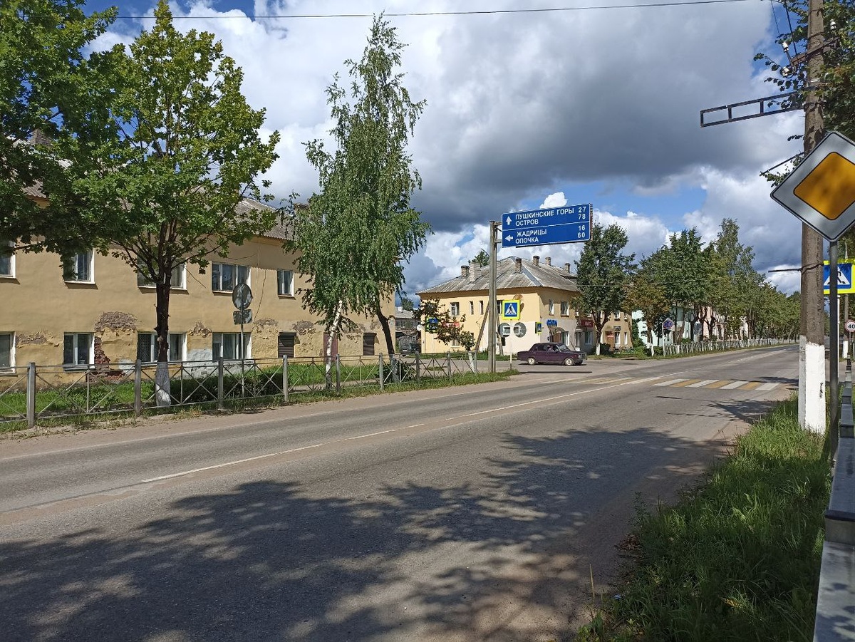 В Псковской области купить жилье на вторичке по семейной ипотеке можно следующих городах: Дно, Невель, Новоржев, Опочка, Печоры, Порхов, Пыталово, Гдов, Новоскольники, Остров, Пустошка, Себеж.  Фото: Фото: ФедералПресс / Татьяна Буторина