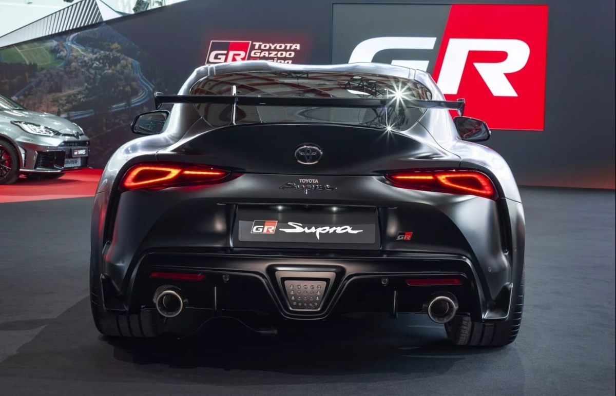 Невероятная Supra в ленте - листай!