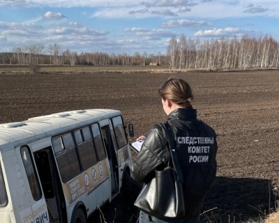 Следователи устанавливают техническое состояние автобуса и условия перевозки людей
