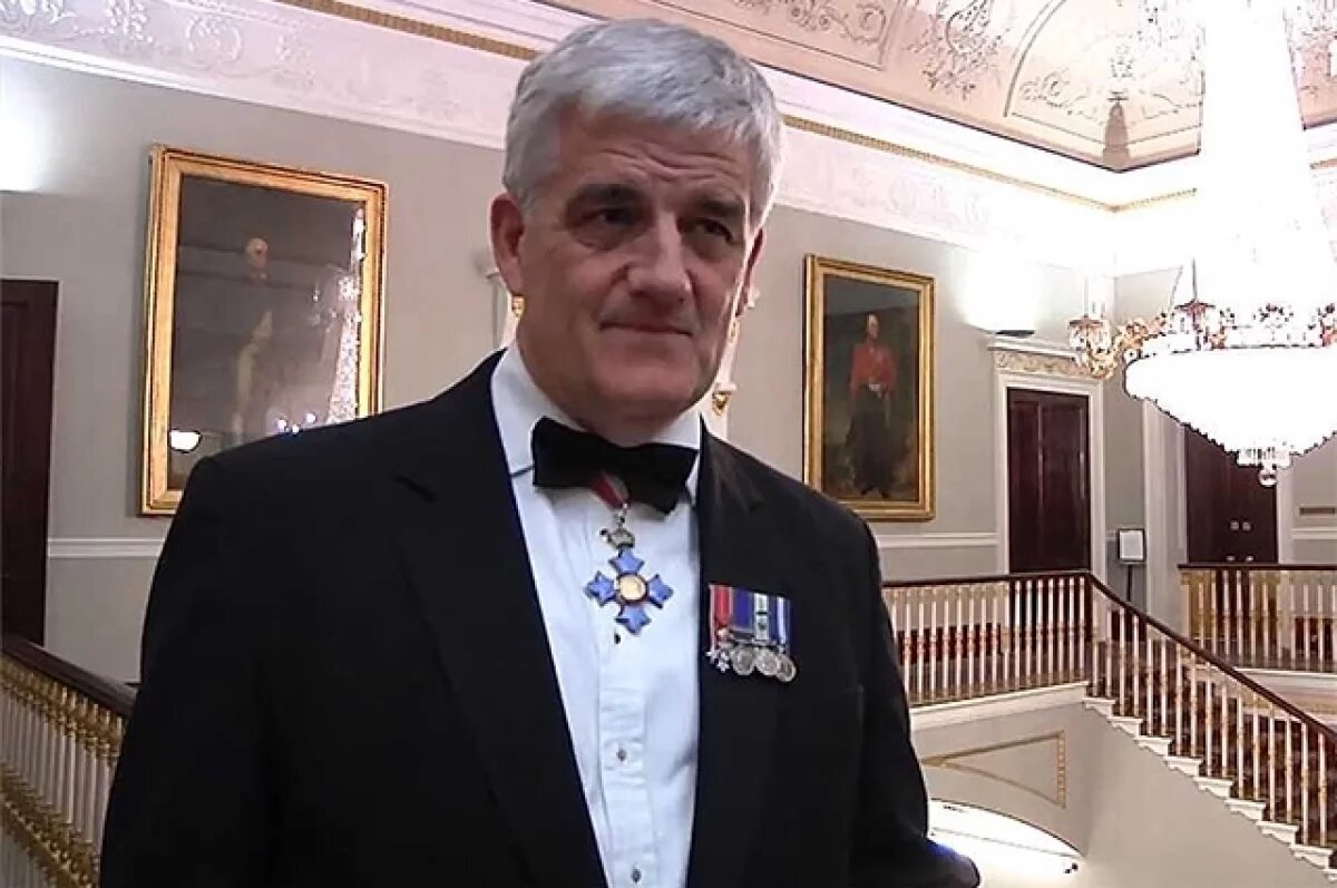    Отставной контр-адмирал Королевского флота Крис Пэрри.