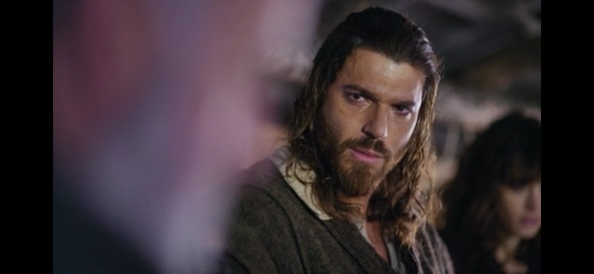 Стоп кадр из сериала «Эль турко»