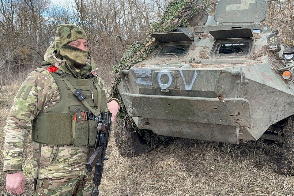    Бронетранспортер нашли в Махновке — рядом сработала мина, и экипаж предпочел ретироваться Александр КОЦ