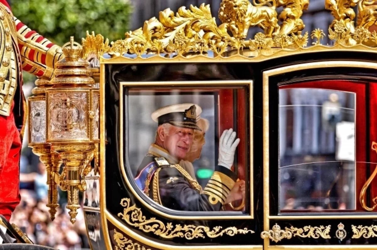    Трамп заявил, что любит короля Великобритании Карла III