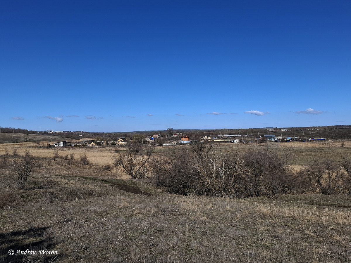 Вид на Волошино с холма