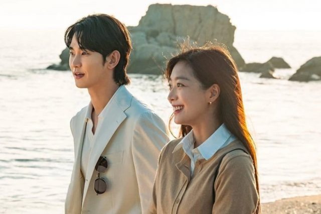    Кадр из дорамы Knock Off