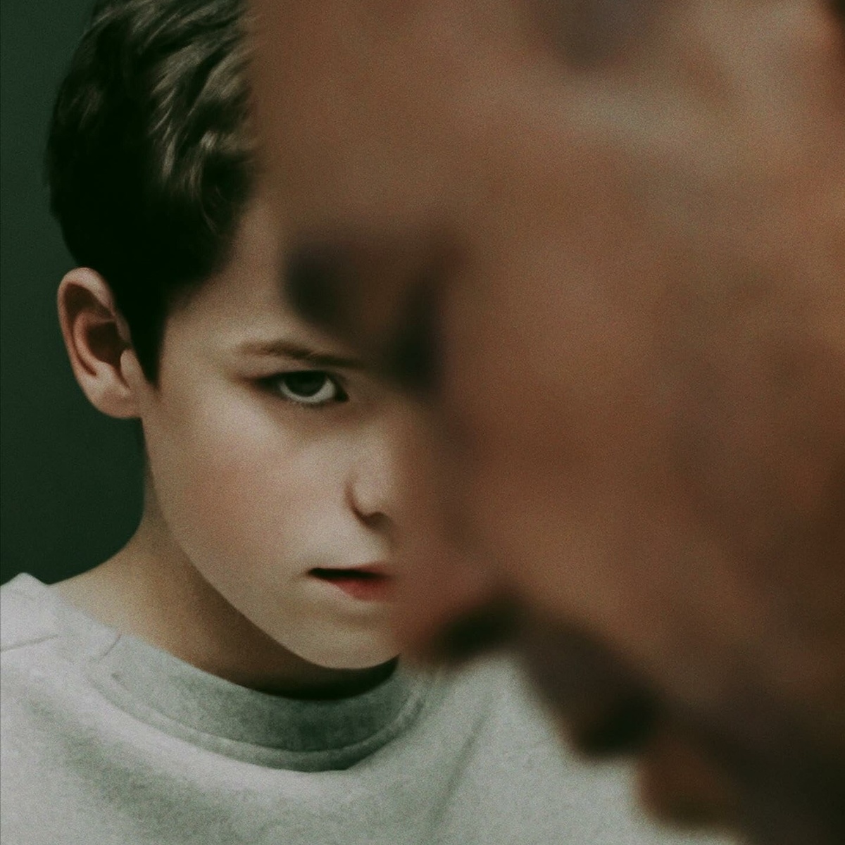 Фрагмент постера сериала "Переходный возраст" (2025)