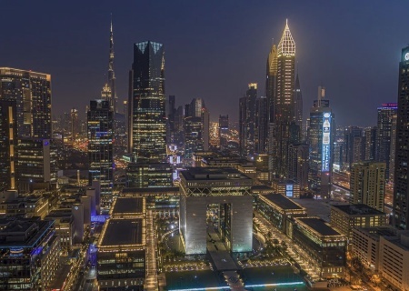    20-летнюю украинскую модель нашли с многочисленными травмами на обочине дороги в Дубае