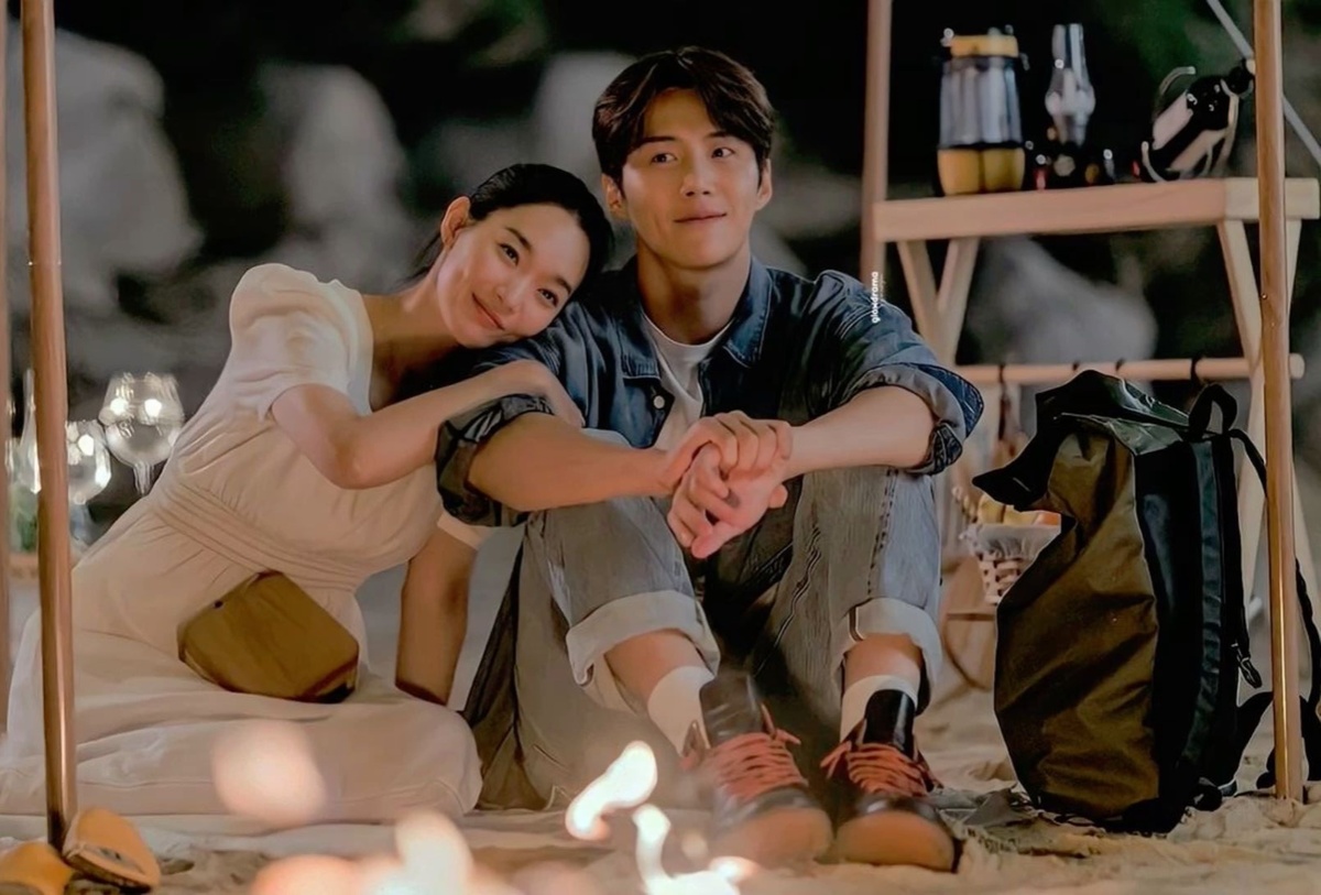 Дорама «Приморский городок Ча-ча-ча», 2021 г.