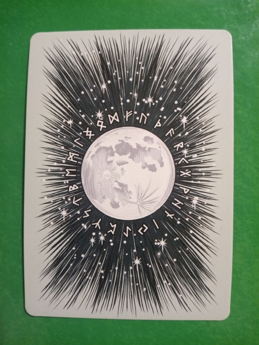 Рубашка карты-руны дня, колода «Фамильяры Ведьмы»