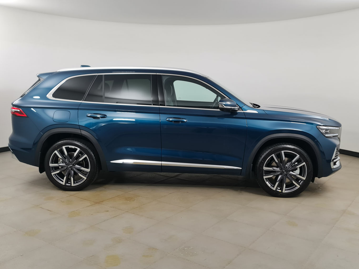 Шикарный Geely Monjaro