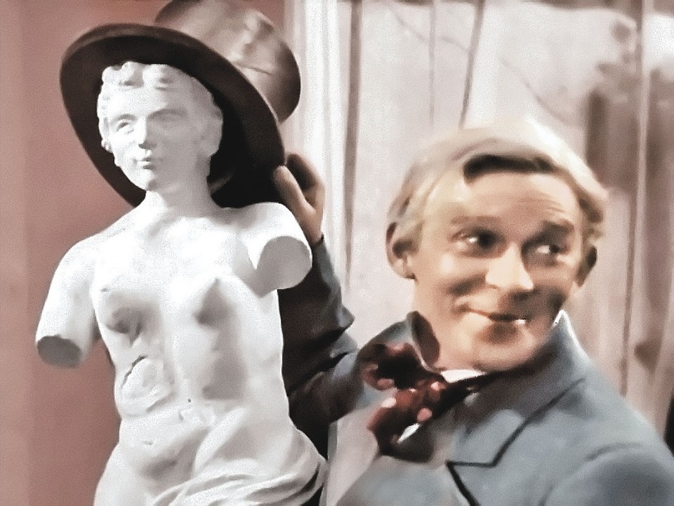    В фильме «Веселые ребята» (1934) Утесов исполнил песню «Легко на сердце от песни веселой». Вскоре ее пела вся страна. Фото: Кадр из фильма