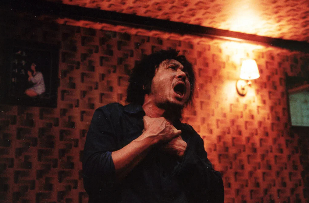 Кадр из фильма «Олдбой» (2003)