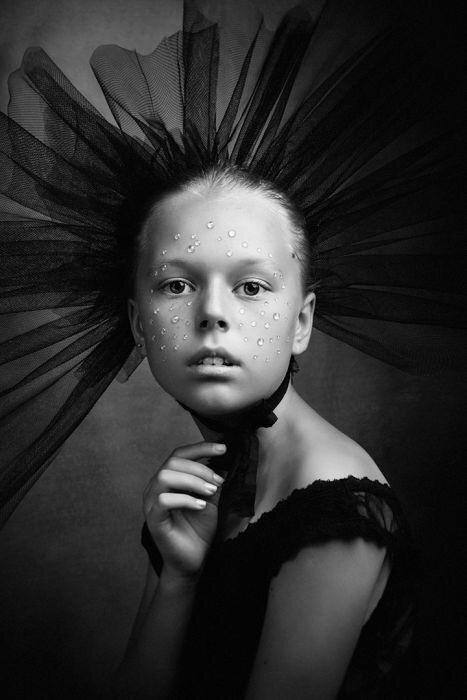 Анна Алимпиева (Финляндия), FIAP Gold medal, Medeja black/Медея черная