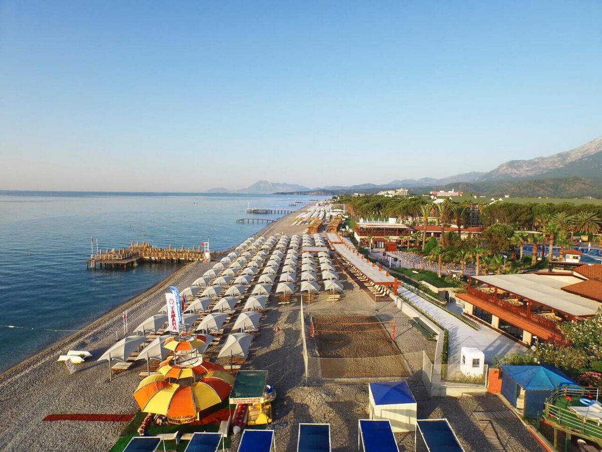 Пляж отеля Акка Алинда в Кемере