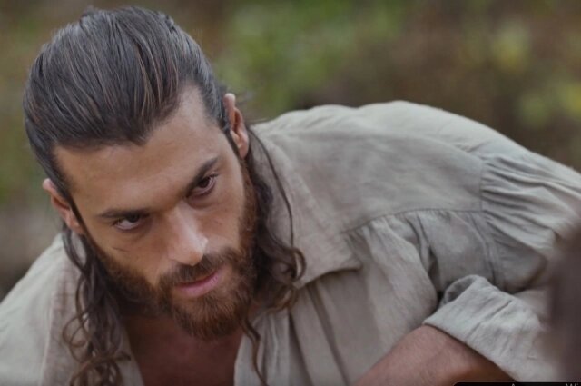    Джан Яман в "Эль Турко". Фото: Скриншот