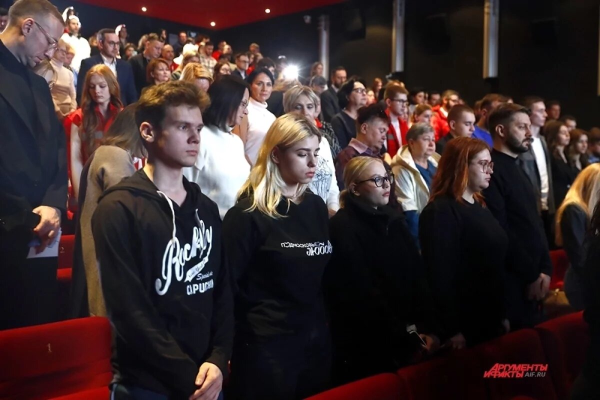    Несломленные.