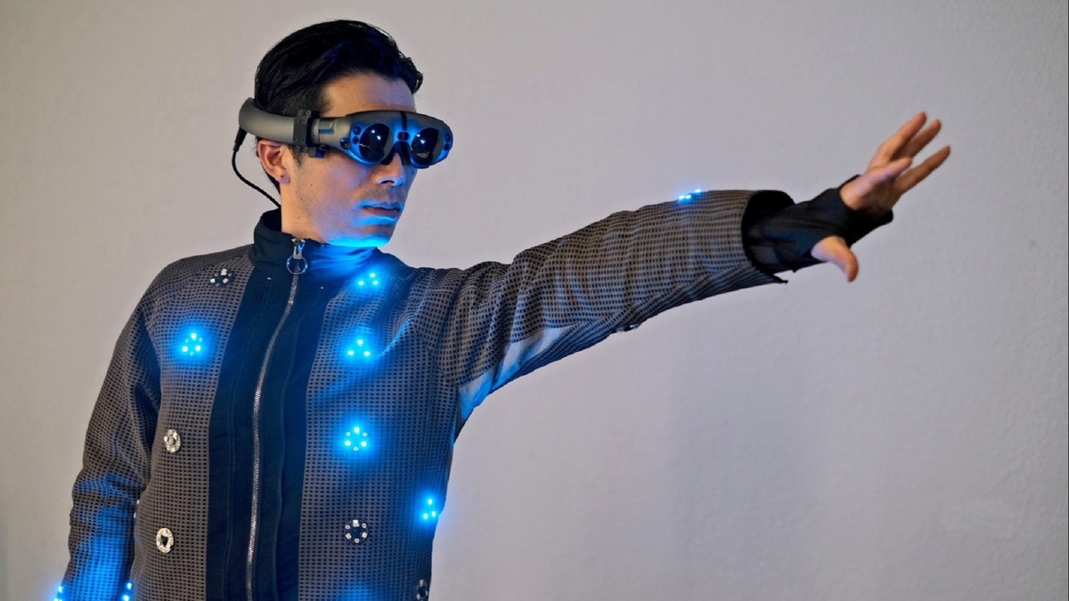    Одежда, которая управляет вами: как ИИ меняет модную индустрию