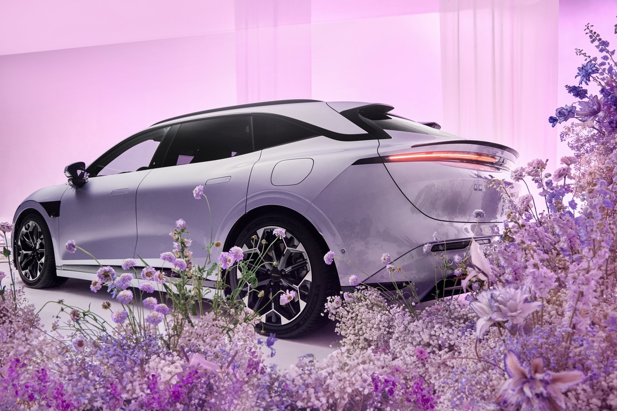 Фото Zeekr  📷
