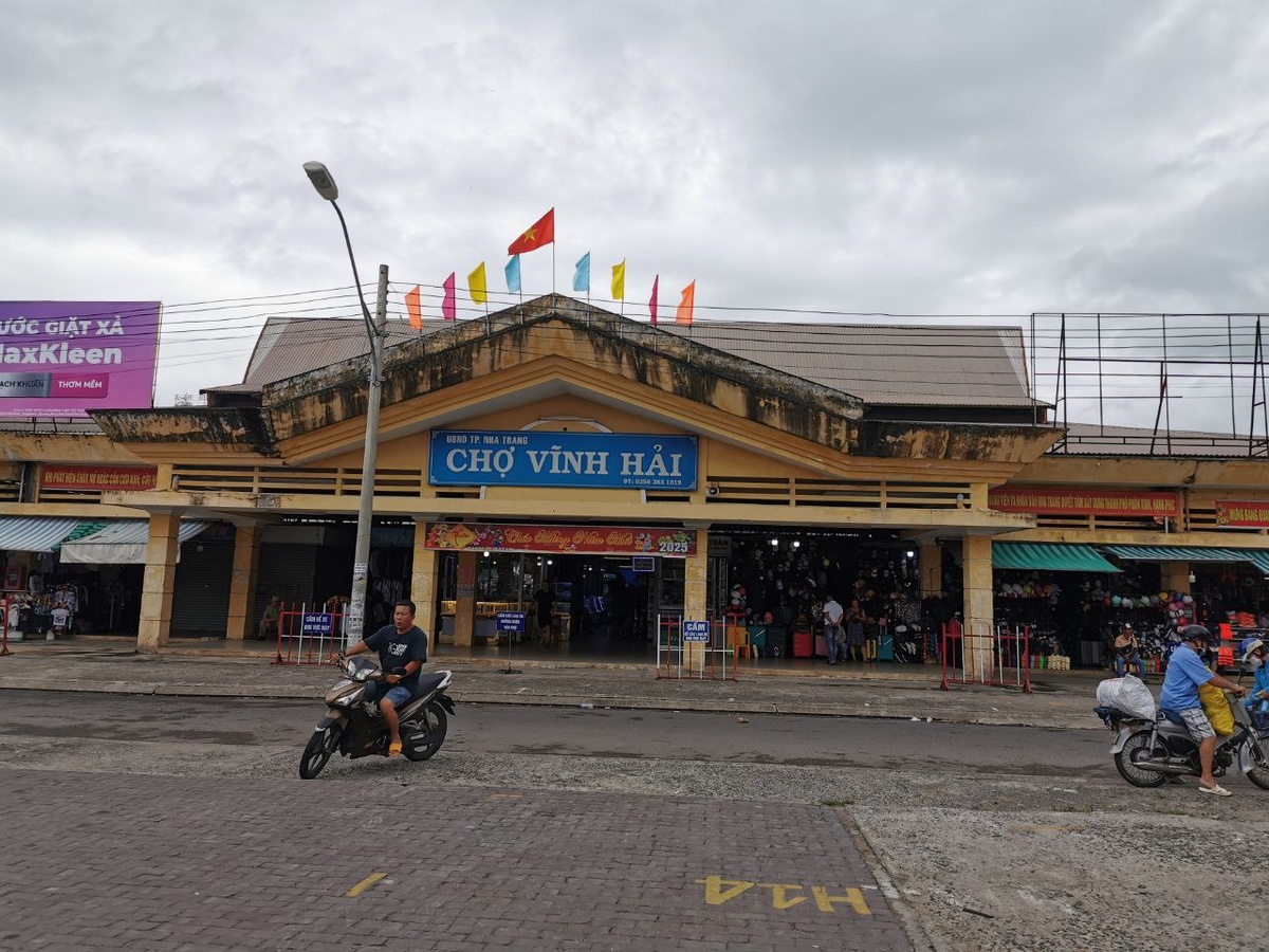 Вход на рынок в Нячанге