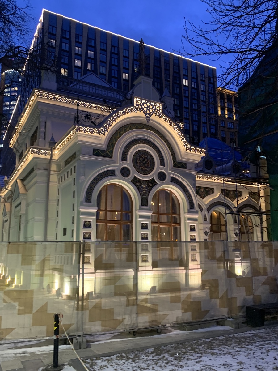 Царский павильон на территории бывшего стадиона СЮП