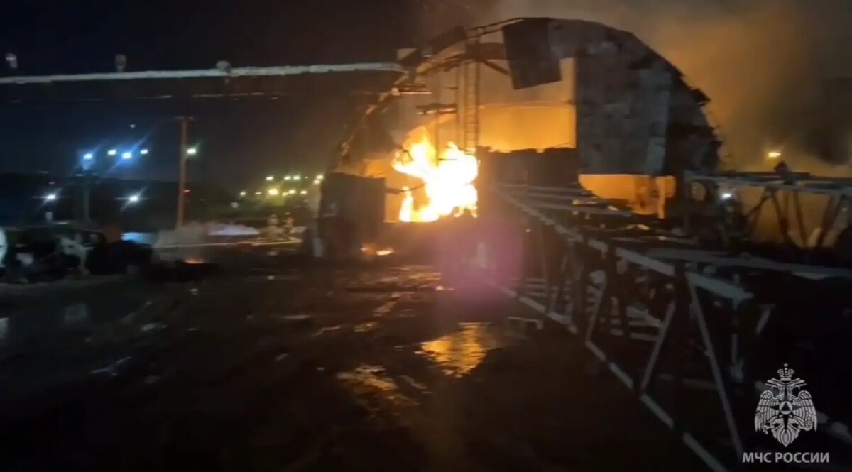    Фото: скриншот видео пресс-службы ГУ МЧС России по Петербургу