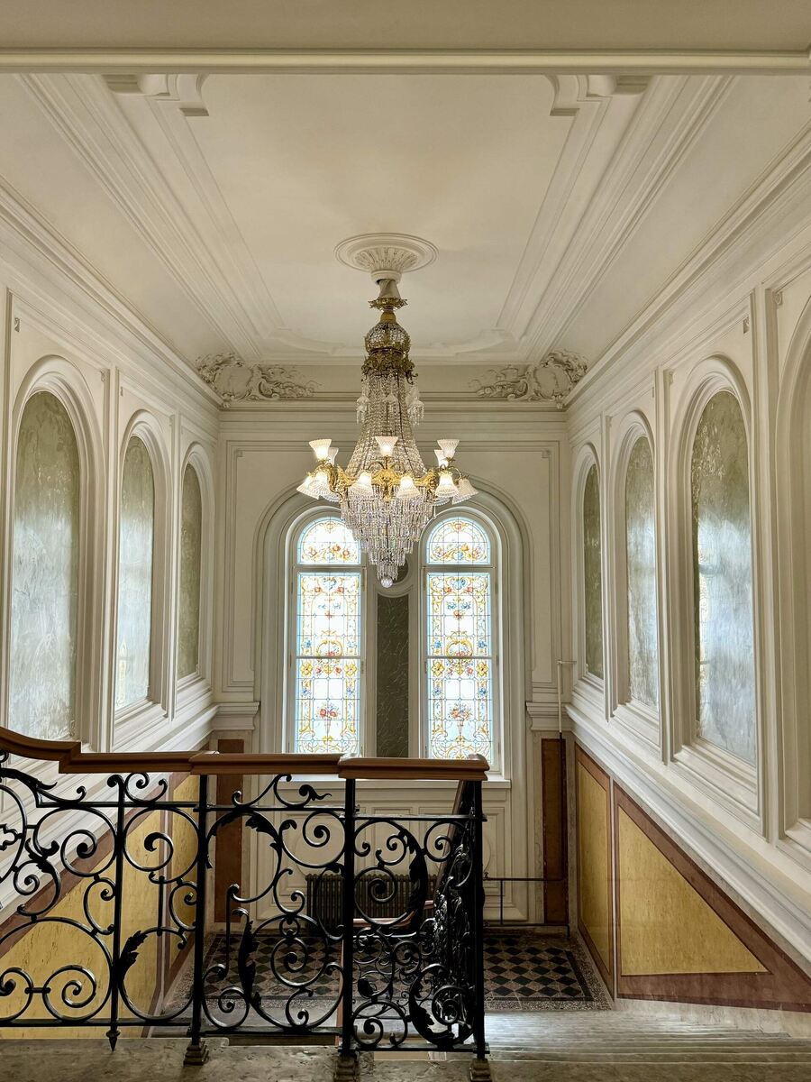 листайте галерею