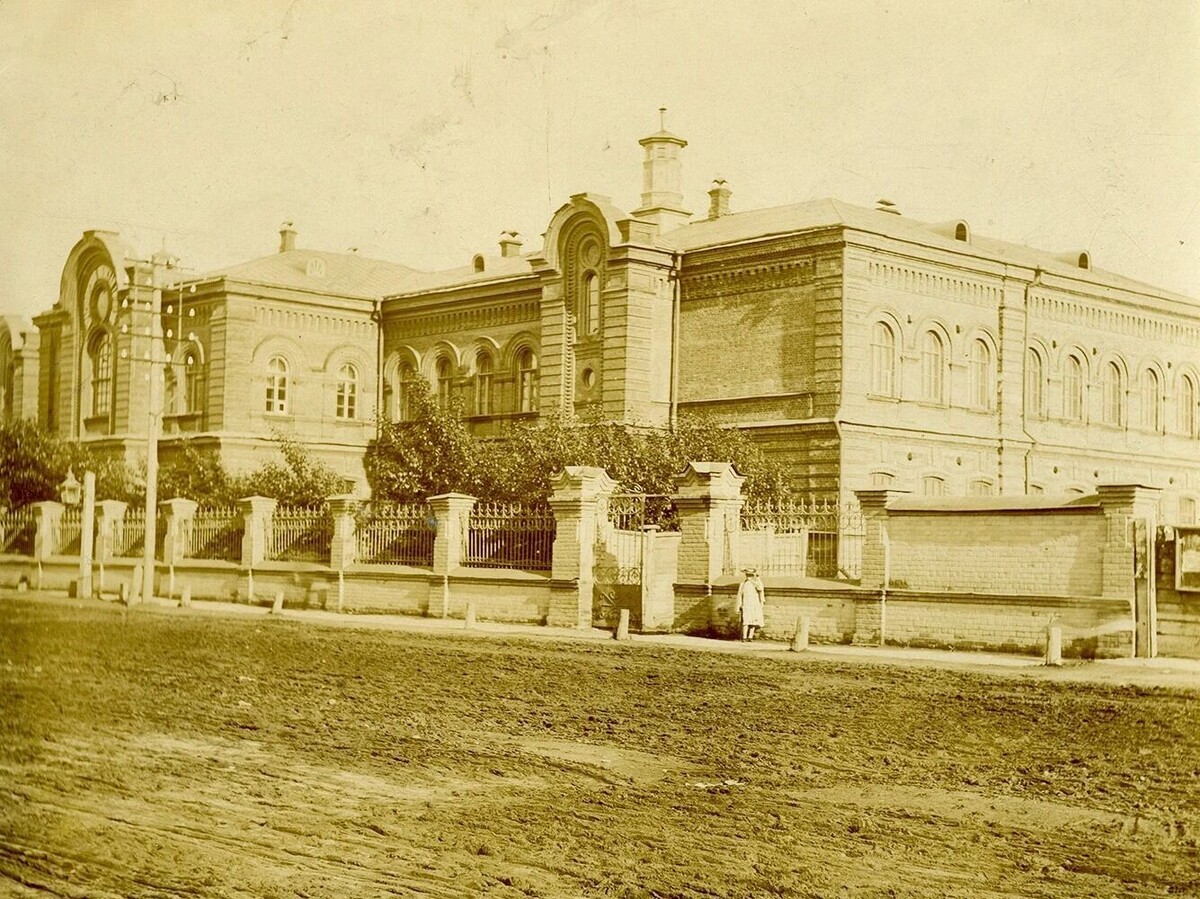     Источник: girl.kkkm.ru