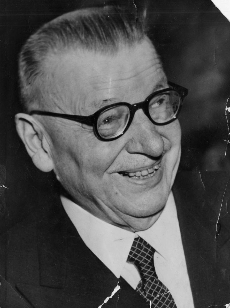 Паасикиви Юхо Кусти - 7-й президент Финляндии.