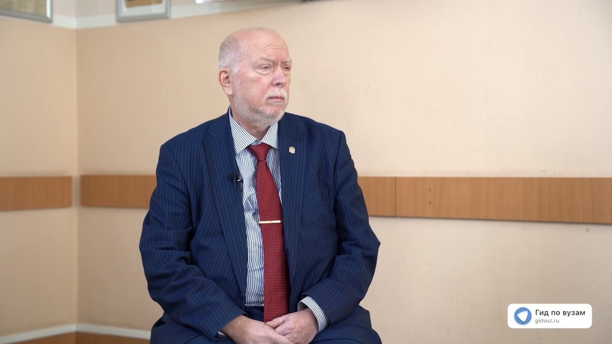 Кузин Олег Сергеевич – к.п.н., декан факультета социальных технологий СЗИУ РАНХиГС. СМИ «Гид по вузам».