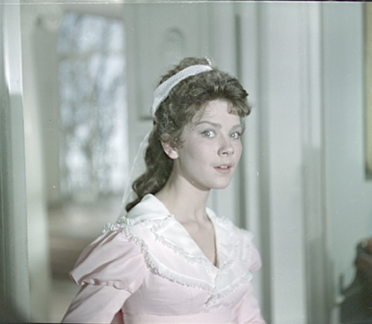    Лариса Голубкина в молодости