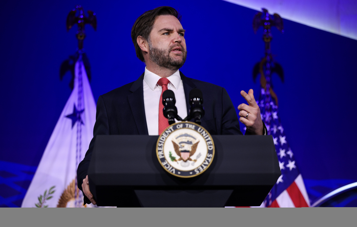    Вице-президент США Джей Ди Вэнс   Kayla Bartkowski/Getty Images