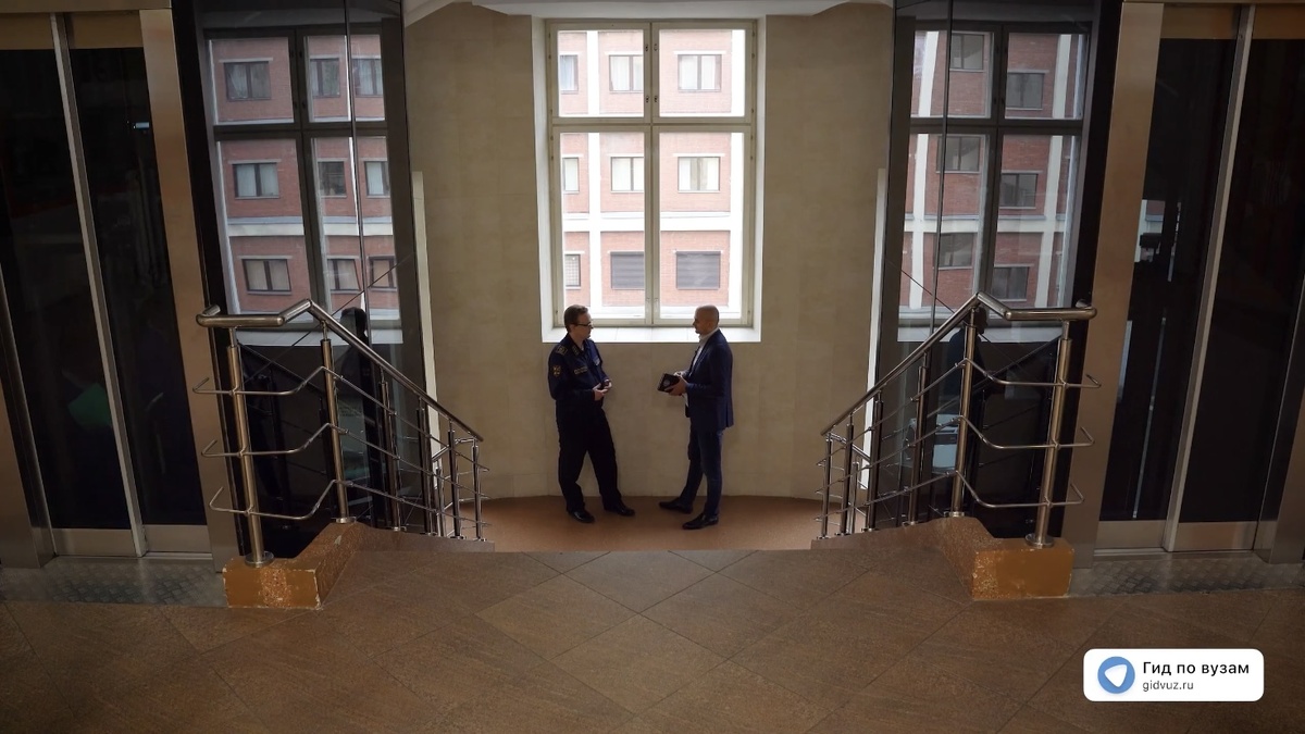 Роман Гетц и  Ильюшин Юрий Валерьевич в Горном университете. СМИ «Гид по вузам».