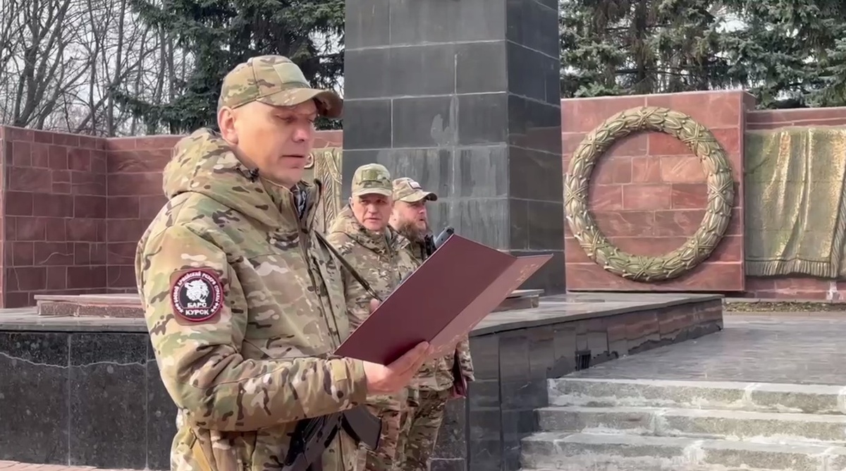    15 бойцов «Барс-Курск» приняли присягу на верность России и Курской области
