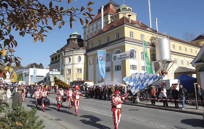 Празднование 850-летия пивоварни в 2010 году. Фото с сайта пивоварни.