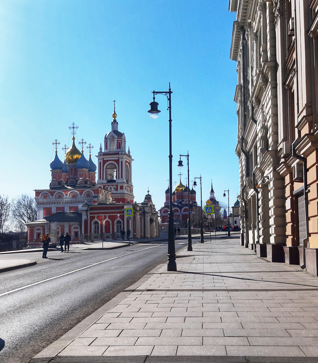 Москва. улица Варварка. март 2025 года.