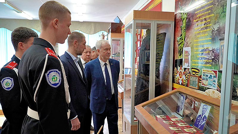    Здесь растят настоящих патриотов