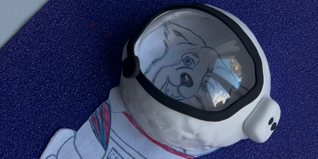 Две простых поедет на День космонавтики