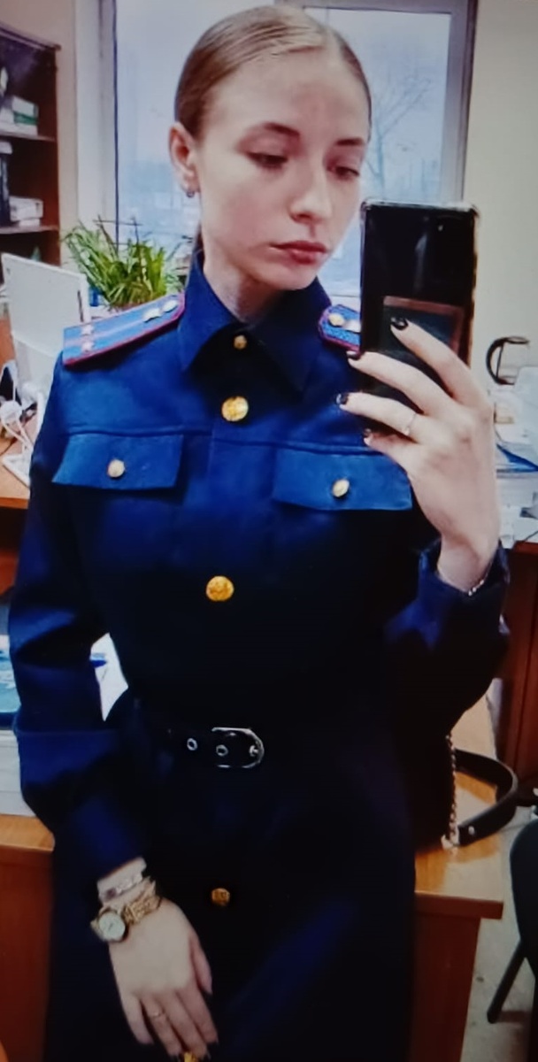 Сама виновница беседы. Фото из её профиля в Ватсапп. Считаю, что страна должна знать своих героев в лицо.