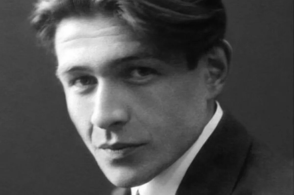    Общественники Владикавказа не хотят видеть памятник Гайто Газданову