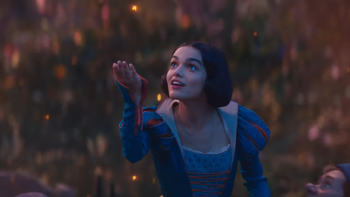 Рэйчел Зеглер в фильме "Белоснежка".