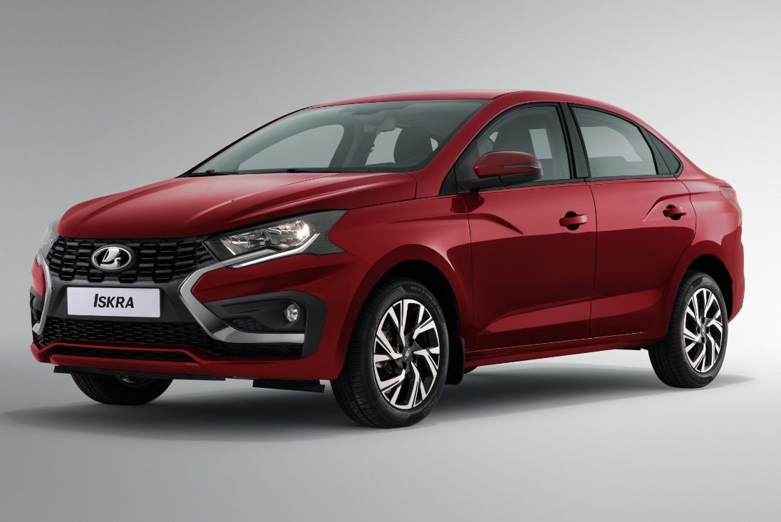 Новая Lada Iskra в кузове седан: серийное производство начнется 19 апреля на заводе в Тольятти.