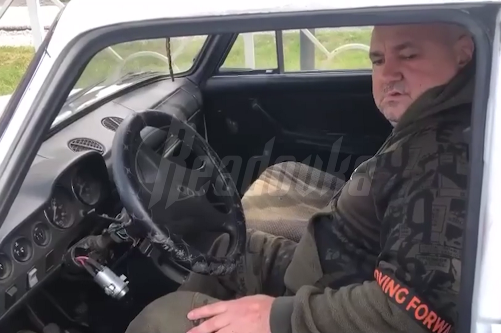 Водителю Якобу Сокурову вовремя не вызвали скорую. Фото: кадр из видео телеграм-канала Readovka.