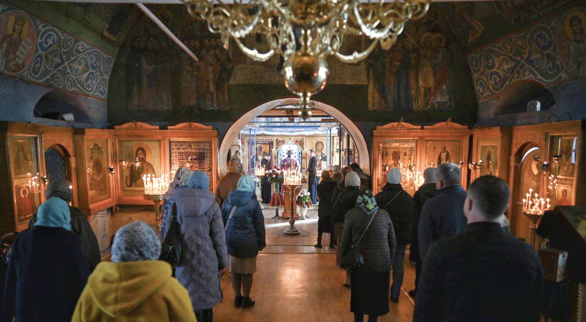 В храме (фото Брянской Епархии)