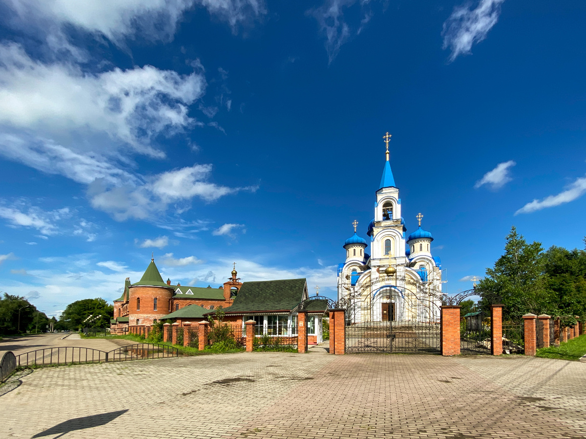 Храм