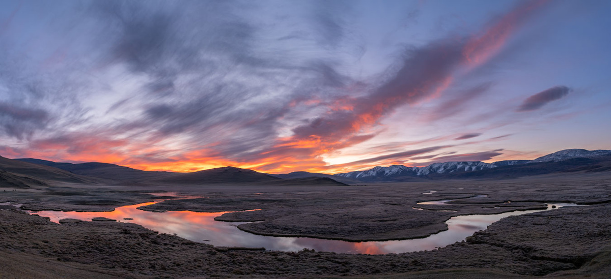 Утренний свет на берегу Калгуты.